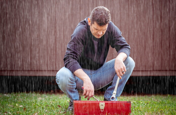 Weathering the Storm: Best Practices for Infill and Installation of Storm-Resistant Synthetic Turf