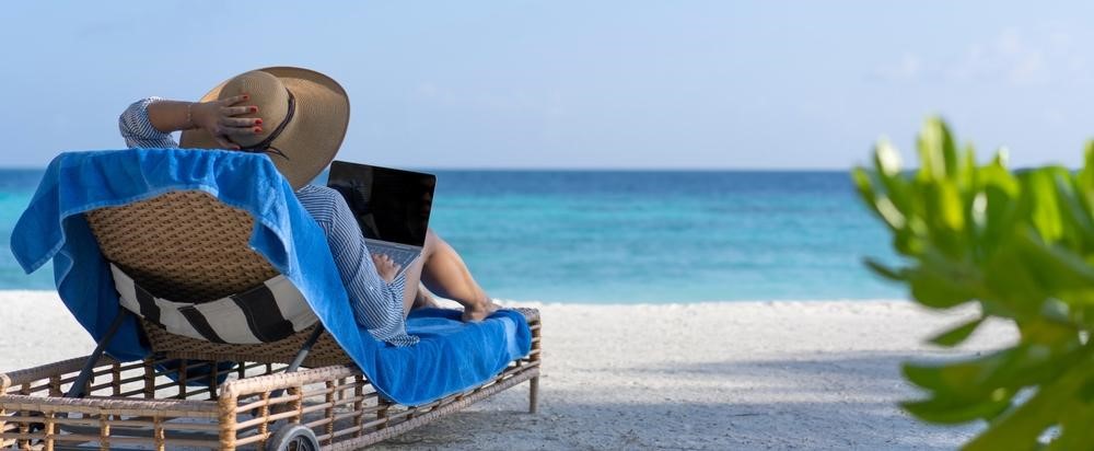 Thinking of Becoming a Digital Nomad? Here Are 7 Things to Consider