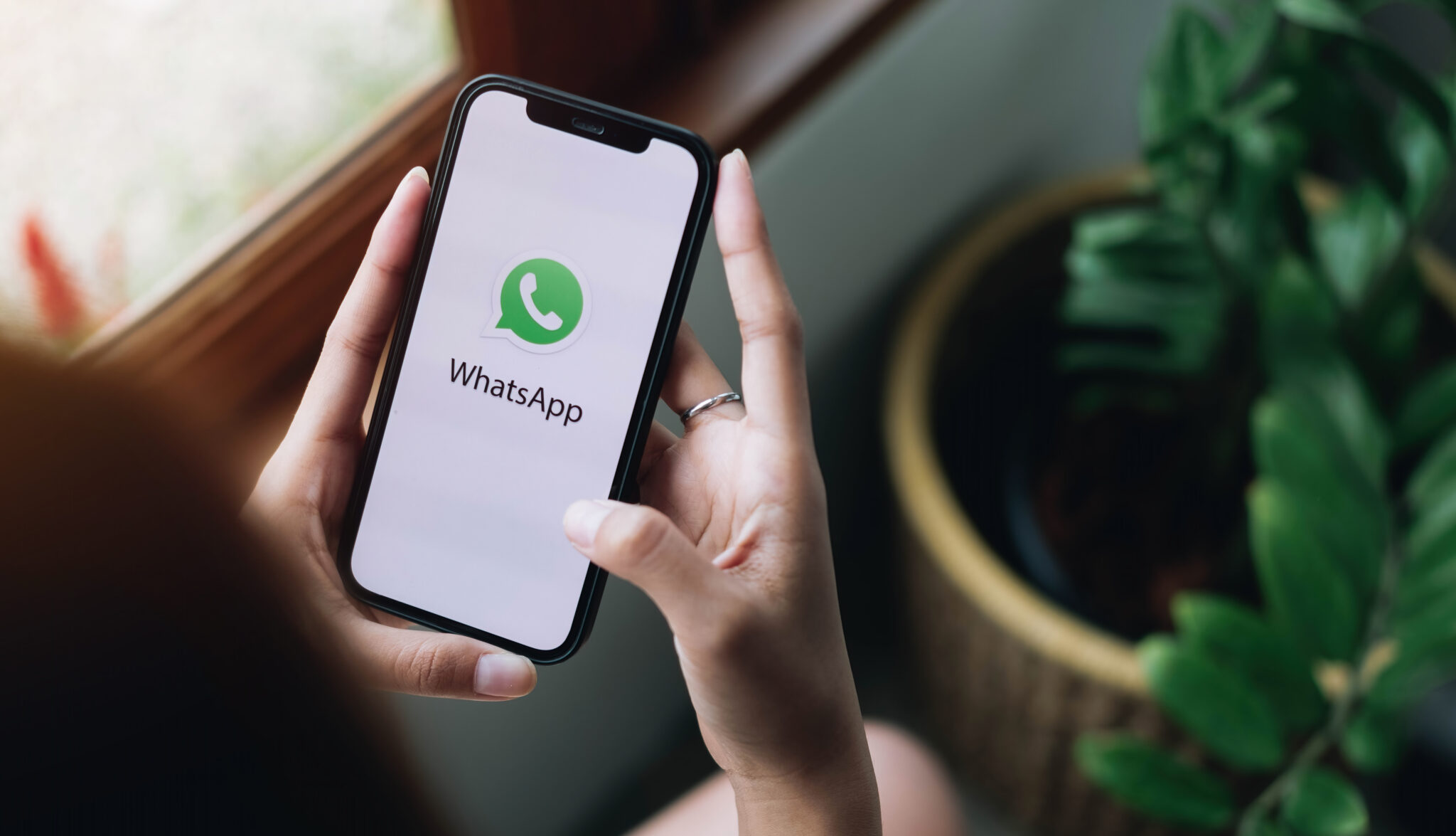 Why Your Business Needs a Virtual WhatsApp Number: A Game-Changer for Customer Satisfaction
