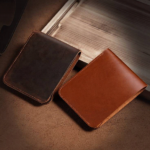 "Mastering Men's Leather Bifold Wallets: A Guide to Selection and Care"