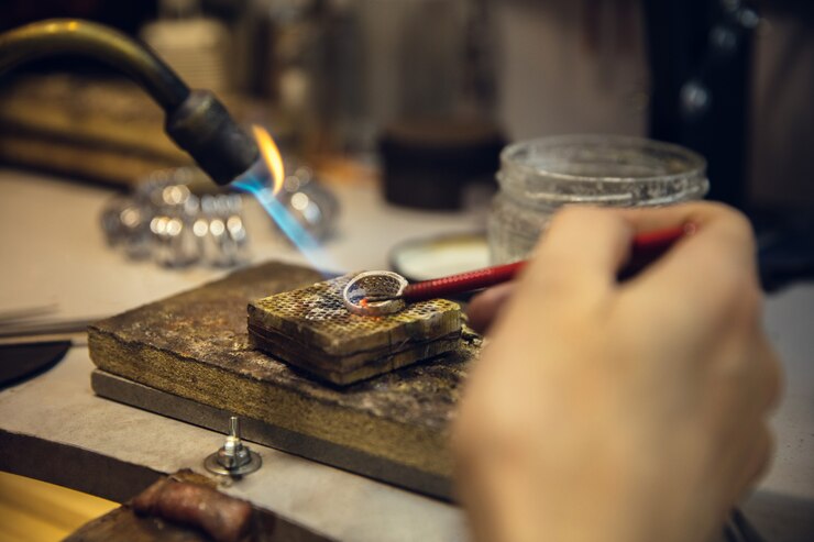 Secrets of a Skilled Jeweler: Techniques That Create Masterpieces