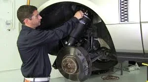 http://Range%20Rover%20Suspension%20Repair%20|%20Key%20Benefits%20for%20Your%20SUV