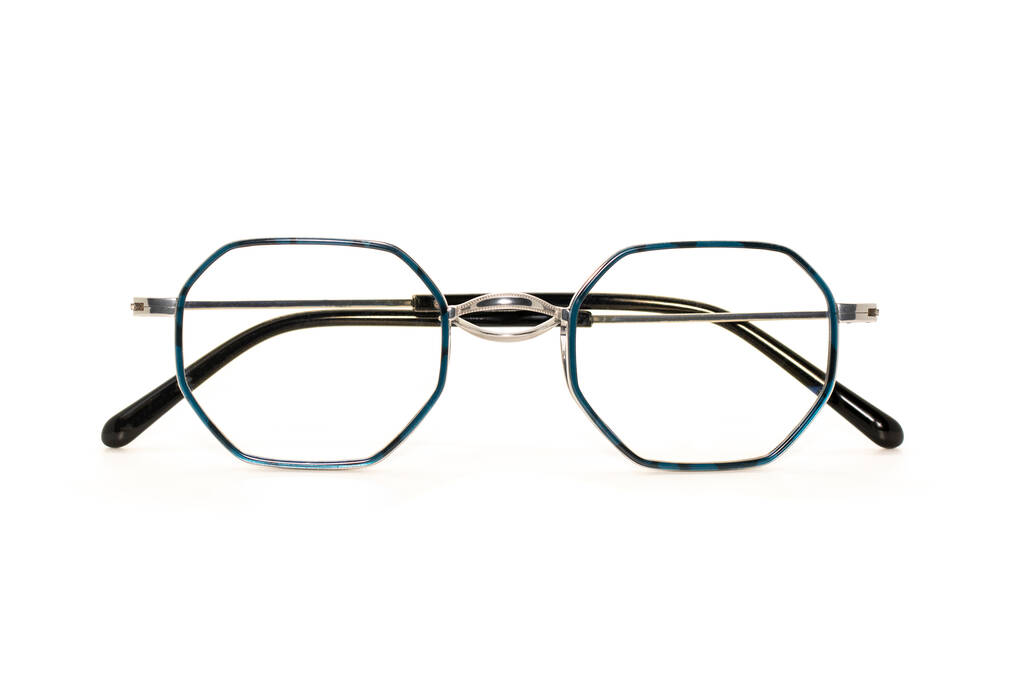 Explore the Latest Trend: Chic Transparent Designer Glasses for a Clear Style Statement