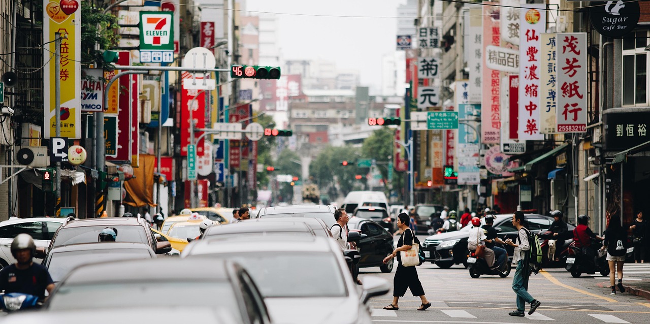 Daytimestar.com: taipei self-driving gharry: Exploring Taipei with Modern Tradition