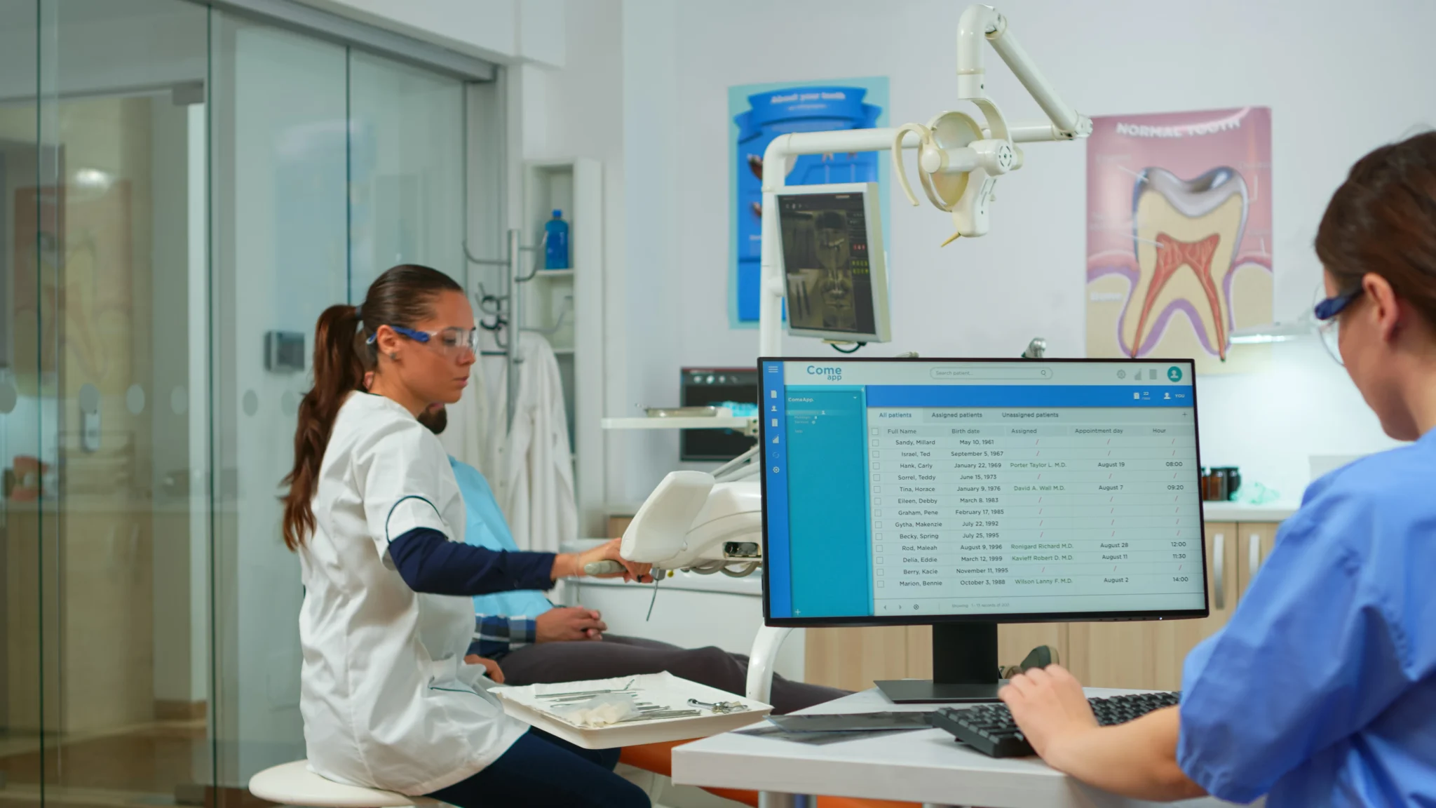 How to Streamline Your Dental School with Advanced Scheduling Software