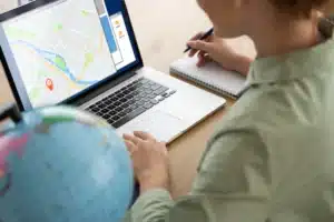 http://How%20Route%20Planning%20Software%20Transforms%20Fleet%20Operations?