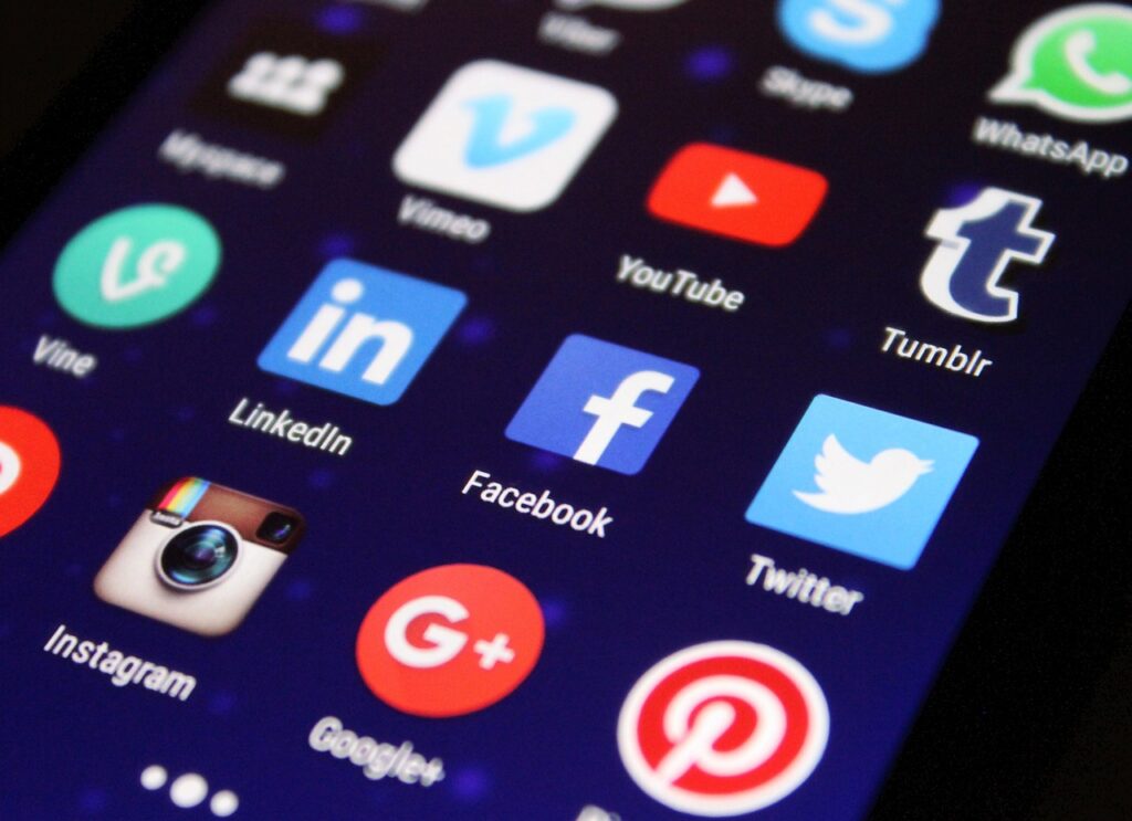 Jonathonspire: Your Trusted Source for Social Media Marketing Reviews and Tools