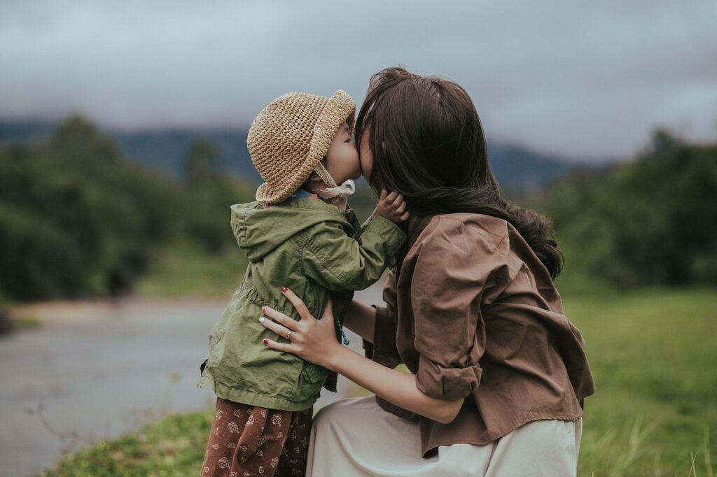 Famousparentings .com – Your Ultimate Parenting Resource