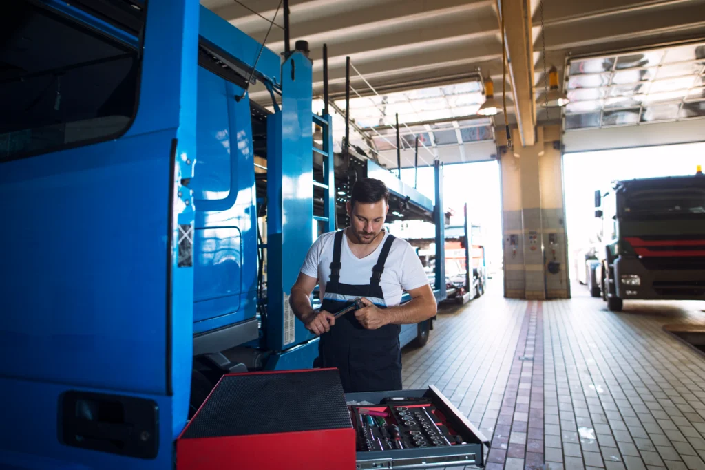 Choosing the Right Toolbox for Your Truck: Durability, Fit & Function