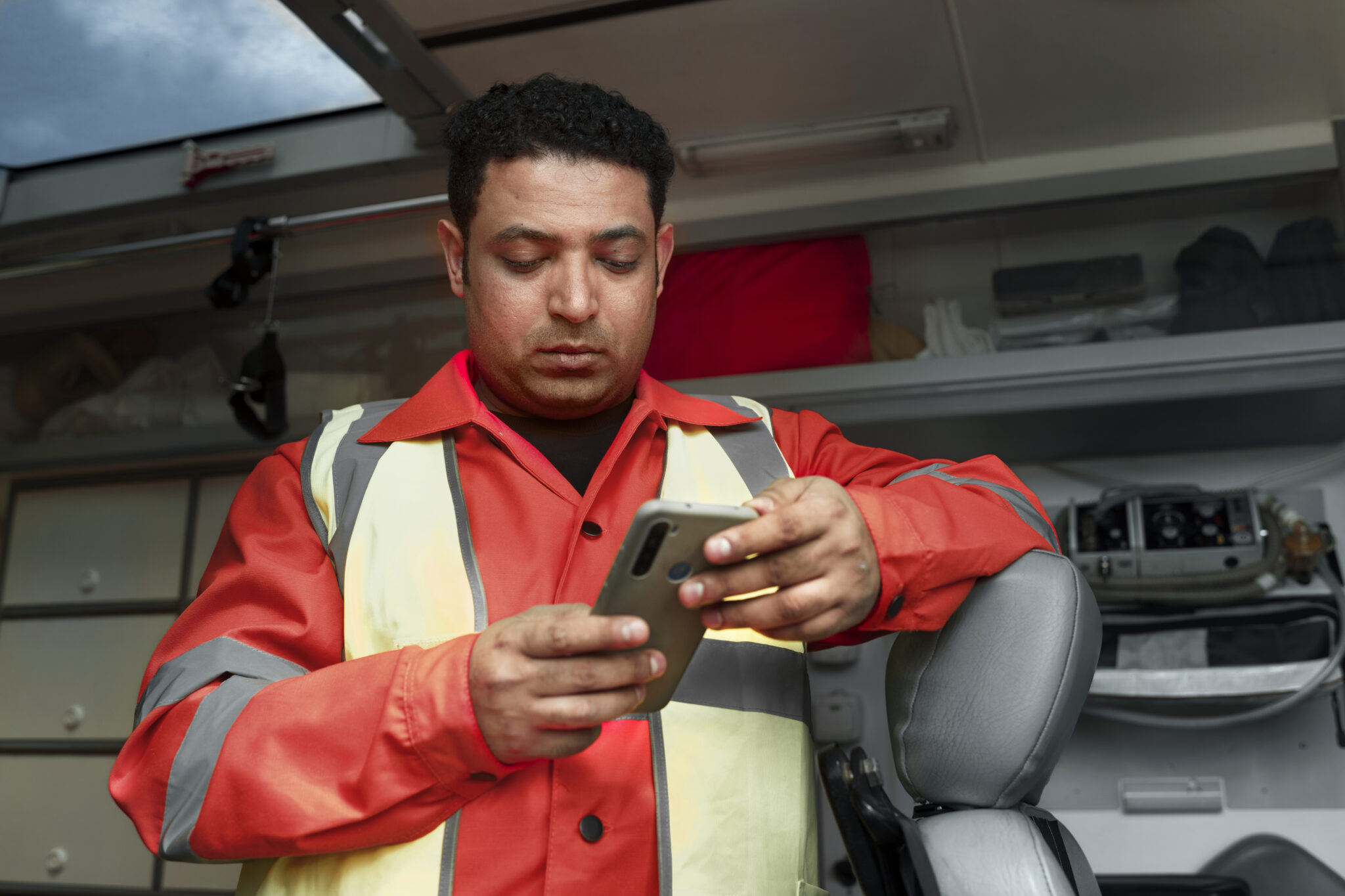 Emergency Vehicle Lighting: The Professional Buyer’s Guide for 2025