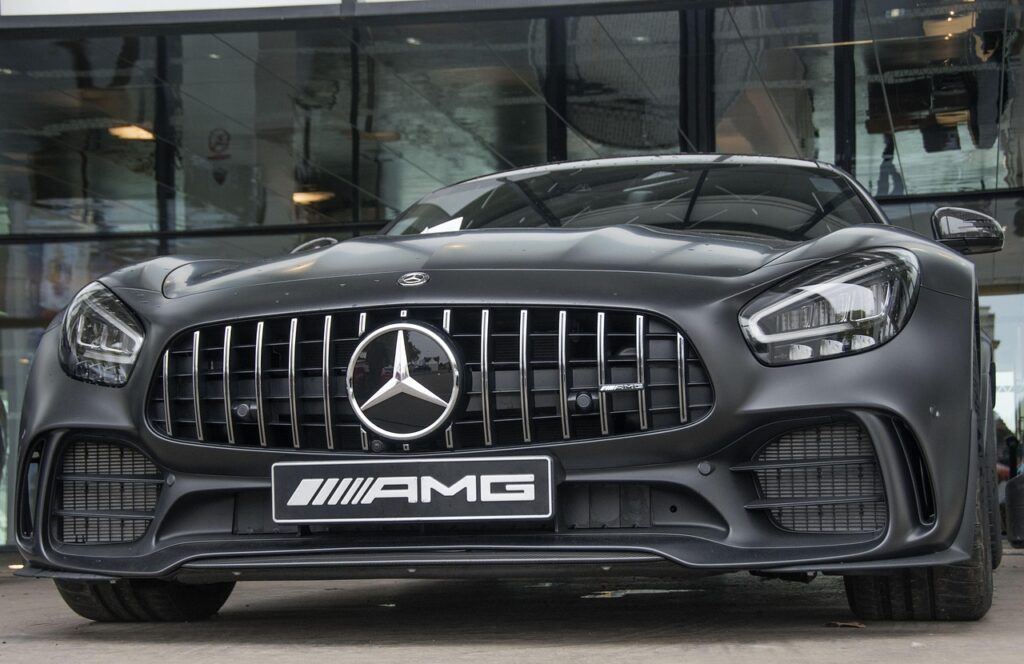 WA69UTP: A Complete Guide to the White Mercedes-Benz A 180 AMG