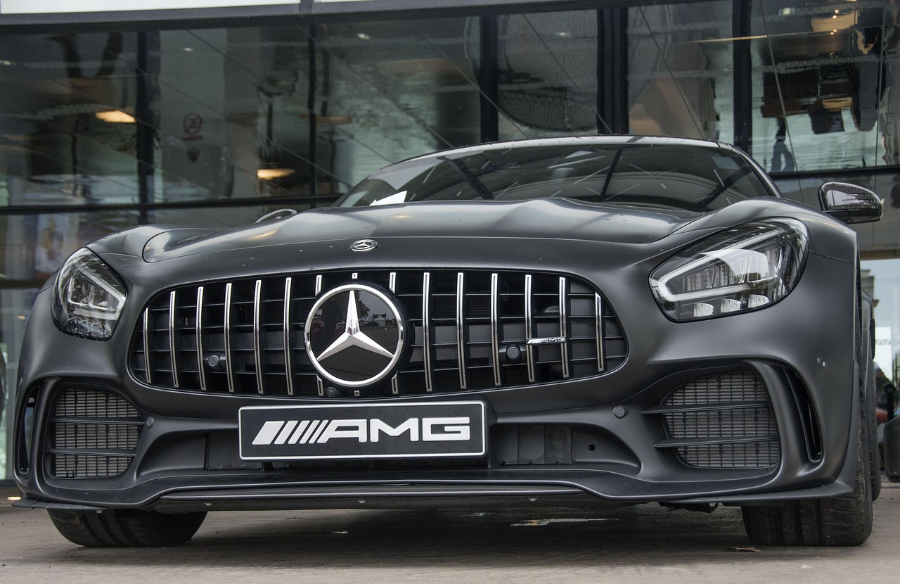 WA69UTP: A Complete Guide to the White Mercedes-Benz A 180 AMG