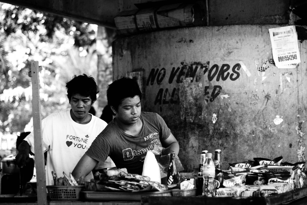 Chinatown Hawker Leftovers Consumption: A Growing Food Sustainability Trend