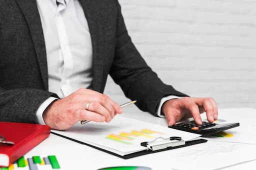 The role of technology in the transparency and traceability of business processes