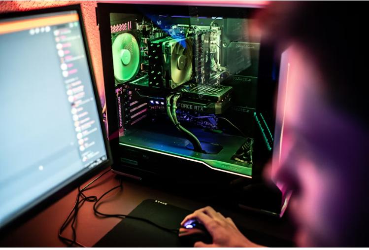 Which PC Components Should Beginners Focus On When Building Their First Gaming PC?