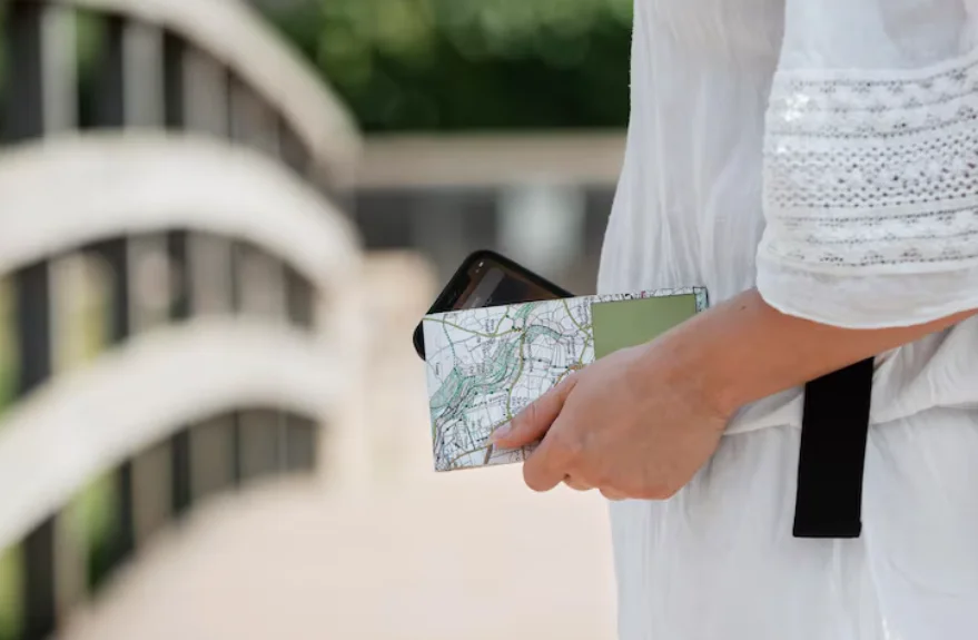 How Canadians Can Save Money on Umrah Packages