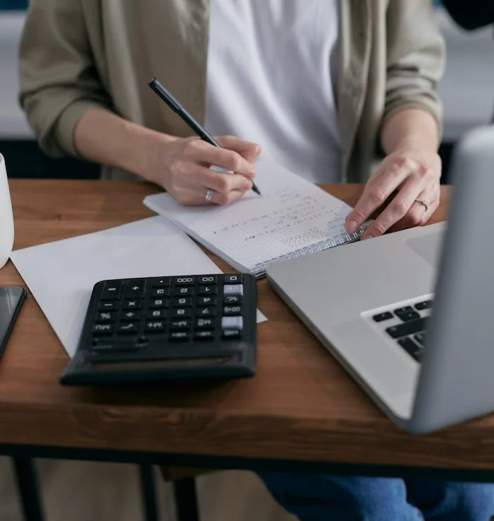 What Is the Difference Between Bookkeeping and Accounting: A Simple Guide for Small Business Owners