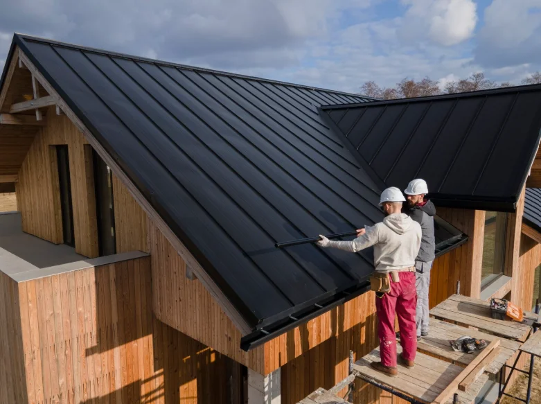 Choosing the Right Roofing Professionals: A Complete Guide to Hiring a Trusted Roofing Company