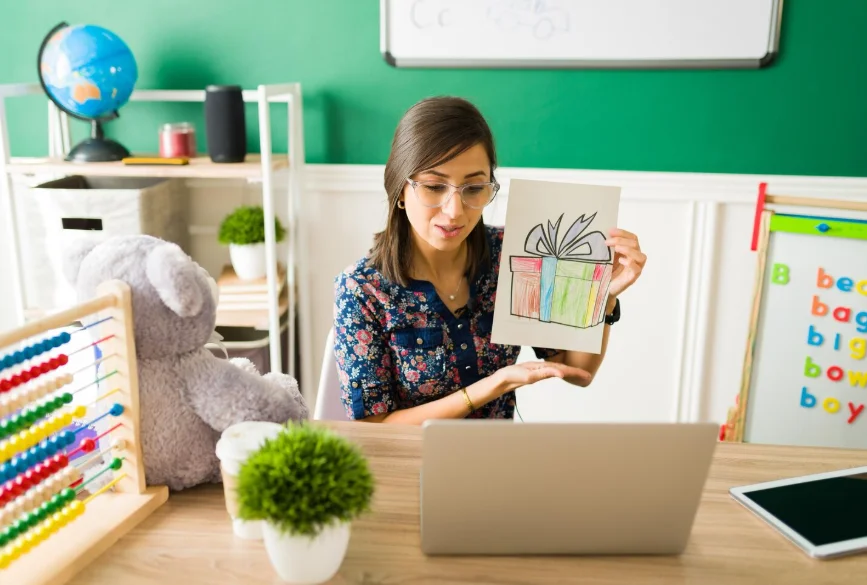 Why Should You Go Digital with Your School's Memory Book?