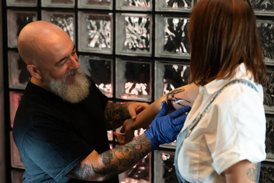 The Comprehensive Guide to Choosing a Tattoo and Piercing Shop for Safe and Creative Body Art
