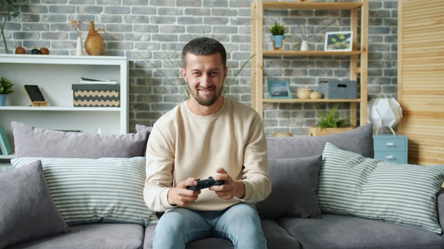 5 Tips for Earning Money at Online Gaming