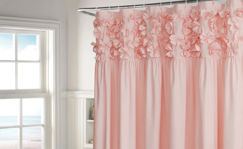 What Are the Benefits of a Ruffled Shower Curtain for Homeowners?