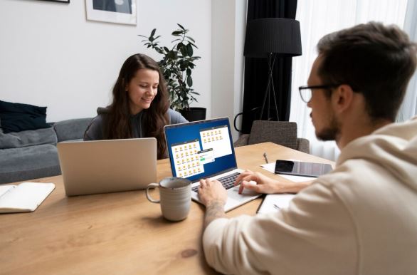 Stress-Free Organization: The Digital Family Calendar Solution