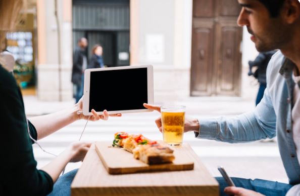 The Future of Food Business Technology: How AI Is Changing Local Restaurants and Cafés