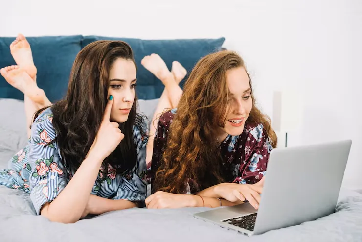 Understanding the Phenomenon of Internet Chicks