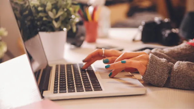 Why Visitors Leave a Website Within Seconds